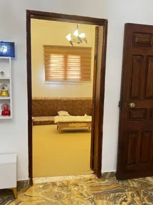 منزل دورين للبيع في الباعيش خلف حوازة الورد