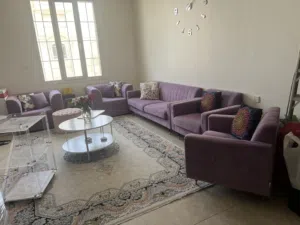 انترية البغلي حالة نظيفه جداً 60 دينار