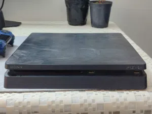 بليستيشن فور ps4 اقره الوصف
