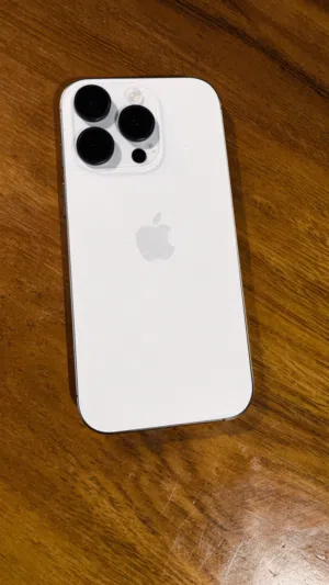 I phone 16 pro