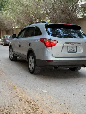 فيراكروز موديل 2010 مسجله محرك العادي 33 عيب لا سيارة محرك كميبو صالة تكيف ارفع وين تحب سعرها 21800