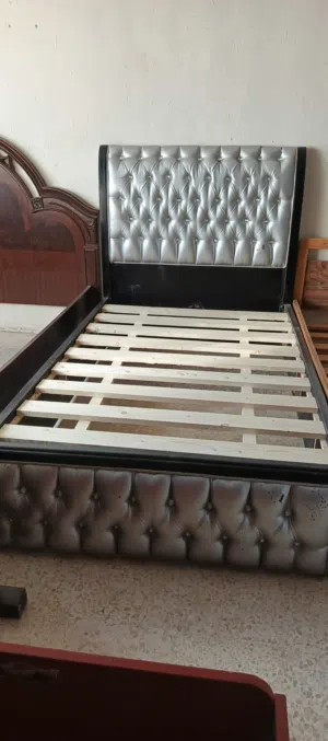 تخت مفرد ونصف خشب زان وخشب لاتيه