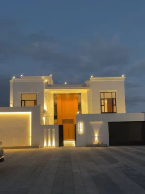 610 m2 More than 6 bedrooms Villa for Sale in Dhofar Salala