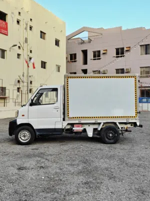 CMC VERYCA BOX TRUCK