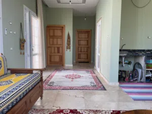 استراحة وملحق على البحر غنيمه طريق الاربعين في مقسم عائلي هادئ جميل بناء حديث 2021
