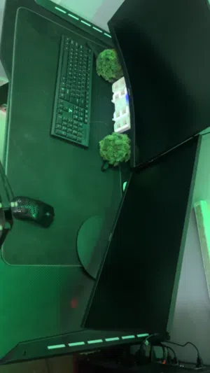 طاولة جيمنج استعمال شهر