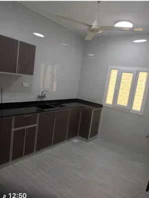 150 m2 3 Bedrooms Apartments for Rent in Muscat Seeb