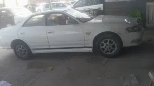 مارك نفخ الون ابيض بصره