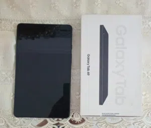 Samsung galaxy tab a9 بحاله ممتازه