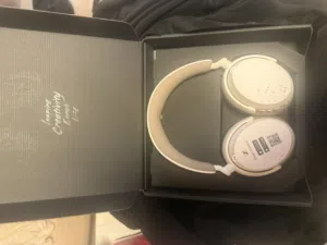 Sennheiser ACCENTUM Wireless (ACAEBT) headphones