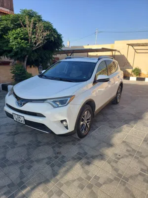 Used Toyota RAV 4 in Zarqa