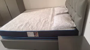 Bedroom set