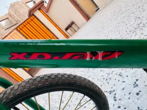 السلام عليكم ورحمة الله وبركاته عندي درجه BMX ربي يبارك متبي شي