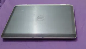 للبيع لابتوب ديل (Dell)  معالج كور اي 7 جيل ثالث