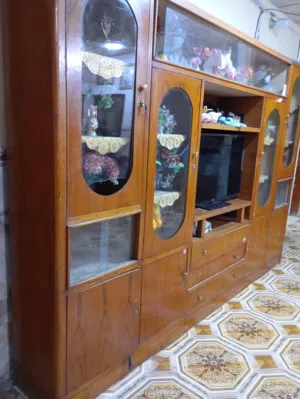 معرض خشب كبير