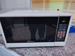 Conti 20 - 24 Liters Microwave in Zarqa