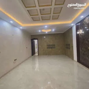 مشتمل حديث للايجار تحت الجسر الإيطالي طابق اول درج معزول