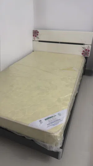 سرير + دوشق
