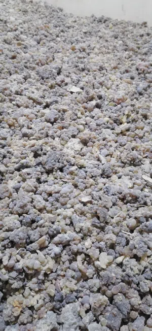 متوفر لبان حوجري للبخور بسعر مناسب ولفتره محدده.. فقط حاليا سعر الجونيه 40 كيلو 140 ريال فقط..