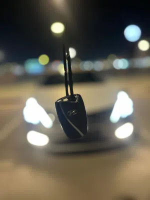 بيع وشراء السيارات