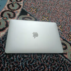 ماك بوك انتل  MacBook intel M