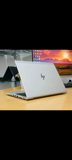 لابتوب hp نظيف