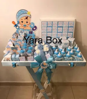 طاولة مطبقانيات بحالة ممتازة