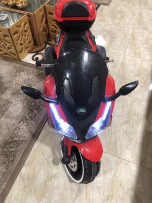 دراجه (دباب) حجم كبير يحمل اوزان ثقيله بطاريه كبيره 12 فولت لون احمر واسود مميز للبيع بسعر مميز
