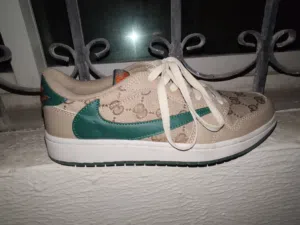 جوتي nike اصلي للبيع ب 250