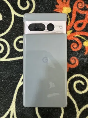 Google Pixel 7 Pro  12GB, 128GB  Clean Condition with box