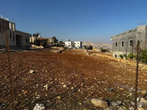 ‏الاستخدام المتعدد ‏.‏ 1940 م٢ ‏.‏ المالك‏4