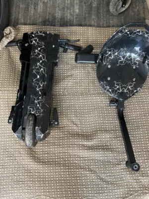 سكوترين للبيع بحالة الوكالة استعمال شهر