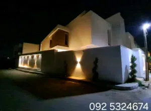 فيلا جديده علي المفتاح للبيع في فنيسياء على دورين والدور الثاني شقتين التسليم فوري