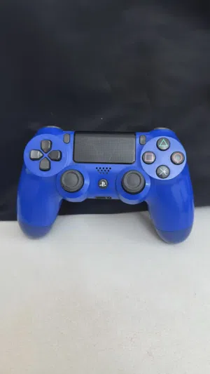 قير سوني 4 ازرق جديد مستعمل شهرين فقط New blue Sony 4 controller, used for only two months