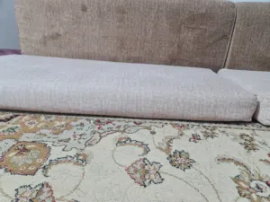 جلسه ارضيه 6فرشات و6مساند 4مخاد مع بساط