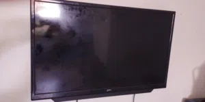 شاشه تلفزيون
