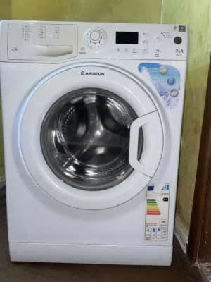 غسالة للبيع / لوحة حائط