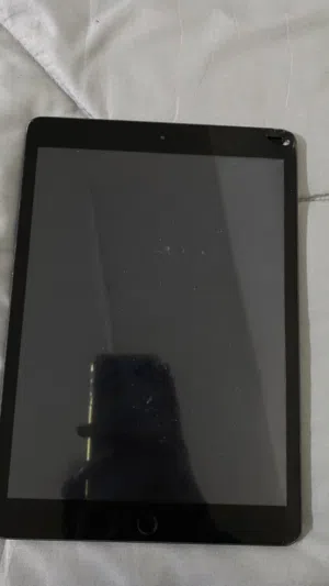 ايباد حاله جيده