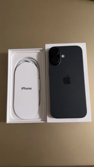 iPhone 17 Black  256GB  98% Battery Health  Under Warranty  Excellent Condition
