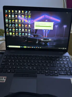 لابتوب DELL نضيف جدًا