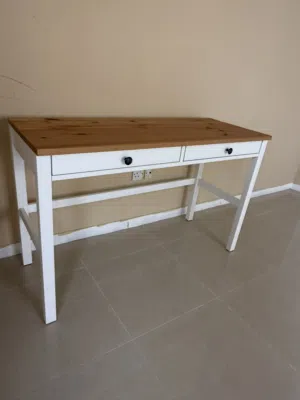 Study Desk With 2 Drawer