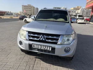 Mitsubishi Pajero 2013 full option