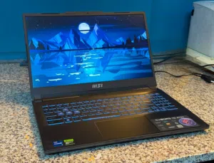 للبيع لابتوب msi cyborg 15 a13v  المواصفات بالوصف