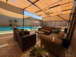 3 Bedrooms . Furnished . Daily4