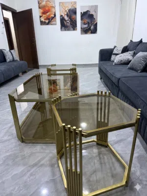 طاولات وسط 3قطع شبه جديد