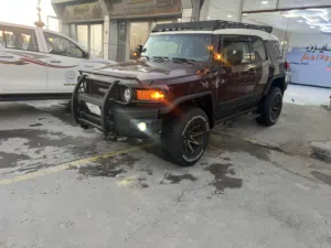 Used Toyota FJ in Basra