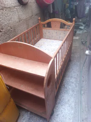 سرير اطفال