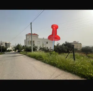 شارع المطار منطقه الطنيب الخمان الجنوبي جنب مسجد الشيخه نايفه