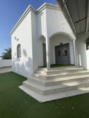 350 m2 3 Bedrooms Villa for Rent in Muscat Al Maabilah