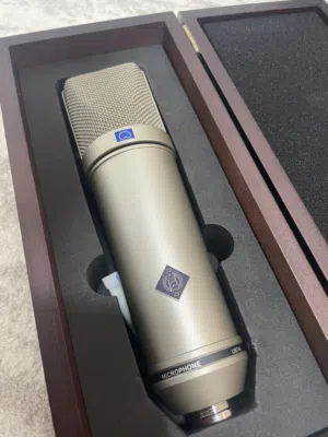 Neuman Berlin u87مايك